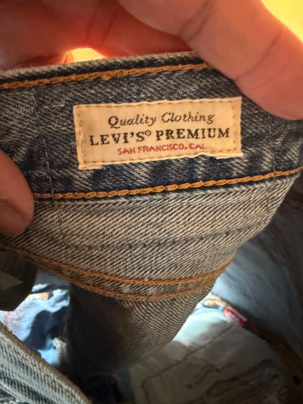 Levis 501 Vintage High-Waisted Distressed Denim Shorts With Frayed Hem & Button - Picture 4 of 7